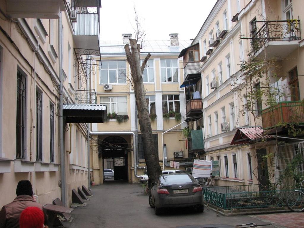 Apart Hotel Lyon D'Opera Odesa Exterior foto